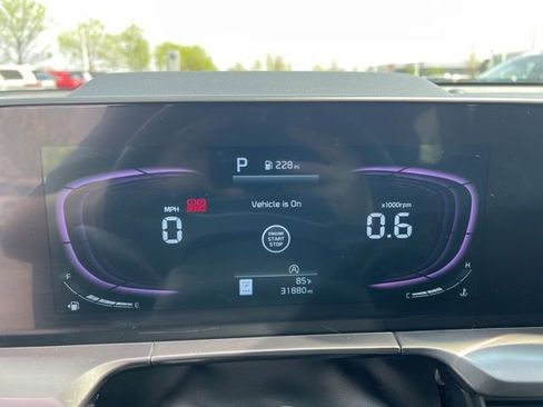 Certified 2025 Kia Telluride S image 12