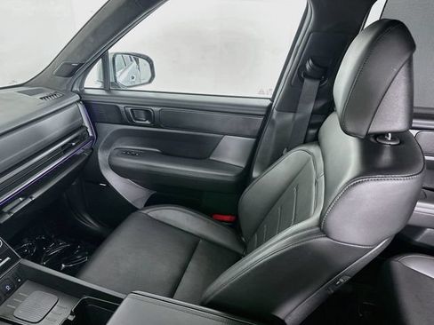 Used 2024 Hyundai Santa Fe Calligraphy FWD image 24