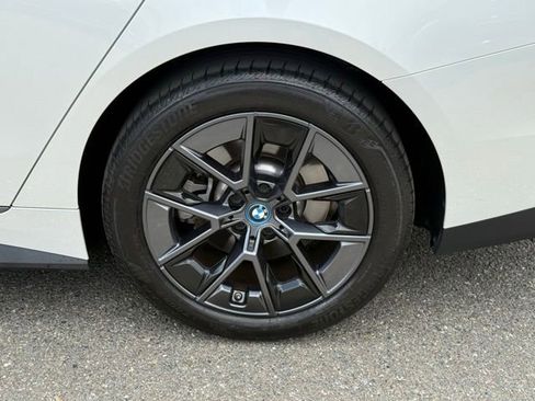 Used 2023 BMW i4 eDrive40 w/ Premium Package RWD image 14