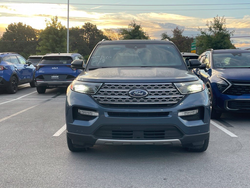 Used 2020 Ford Explorer Limited AWD/4WD image 2
