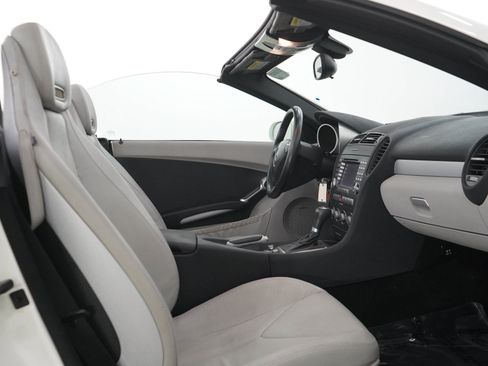 Used 2006 Mercedes-Benz SLK 350 image 11