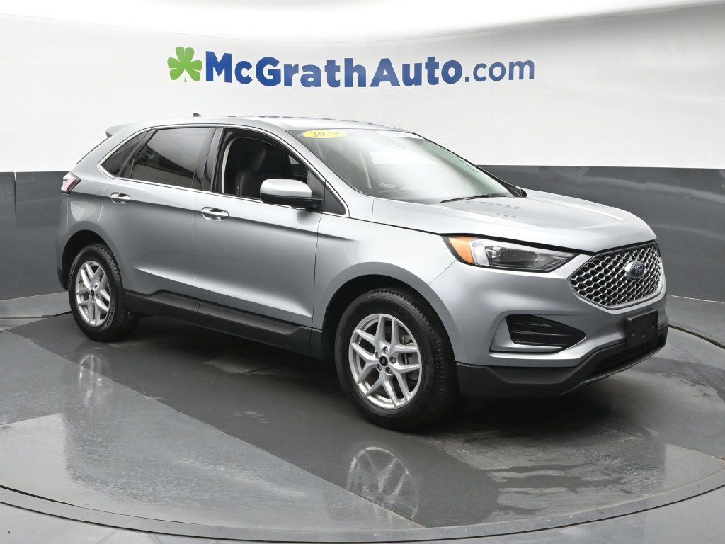 Used 2024 Ford Edge SEL AWD/4WD image 2