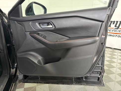 Used 2025 Nissan Rogue SV w/ Rock Creek Premium Package AWD/4WD image 30