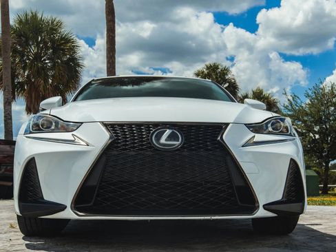 Used 2017 Lexus IS 200t F Sport RWD image 2