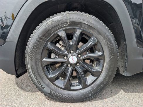Used 2019 GMC Terrain SLE FWD image 12