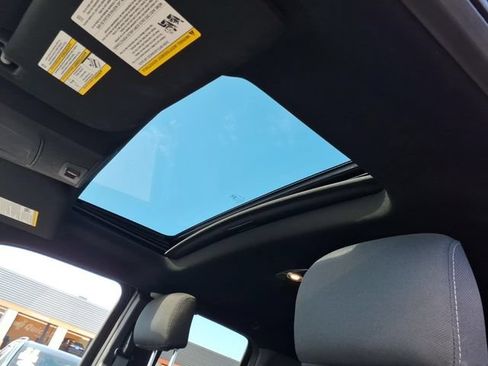 Used 2017 Ford F150 XLT w/ Equipment Group 302A Luxury AWD/4WD image 14