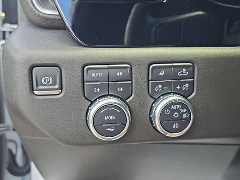 Certified 2024 GMC Sierra 2500 SLT AWD/4WD image 23