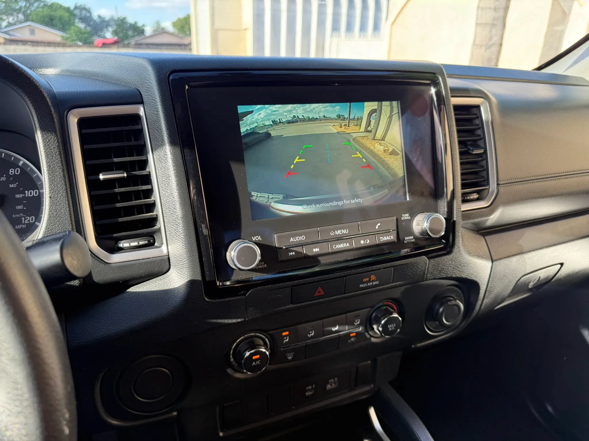 Used 2022 Nissan Frontier SV RWD image 22