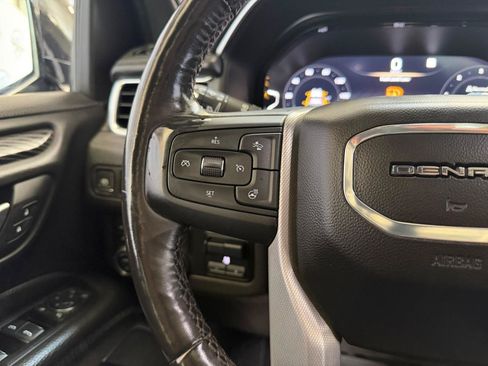 Used 2022 GMC Yukon XL Denali w/ Denali Ultimate Package AWD/4WD image 34