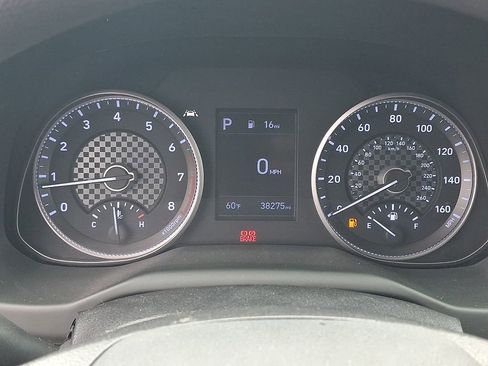 Used 2020 Hyundai Elantra SEL FWD image 23