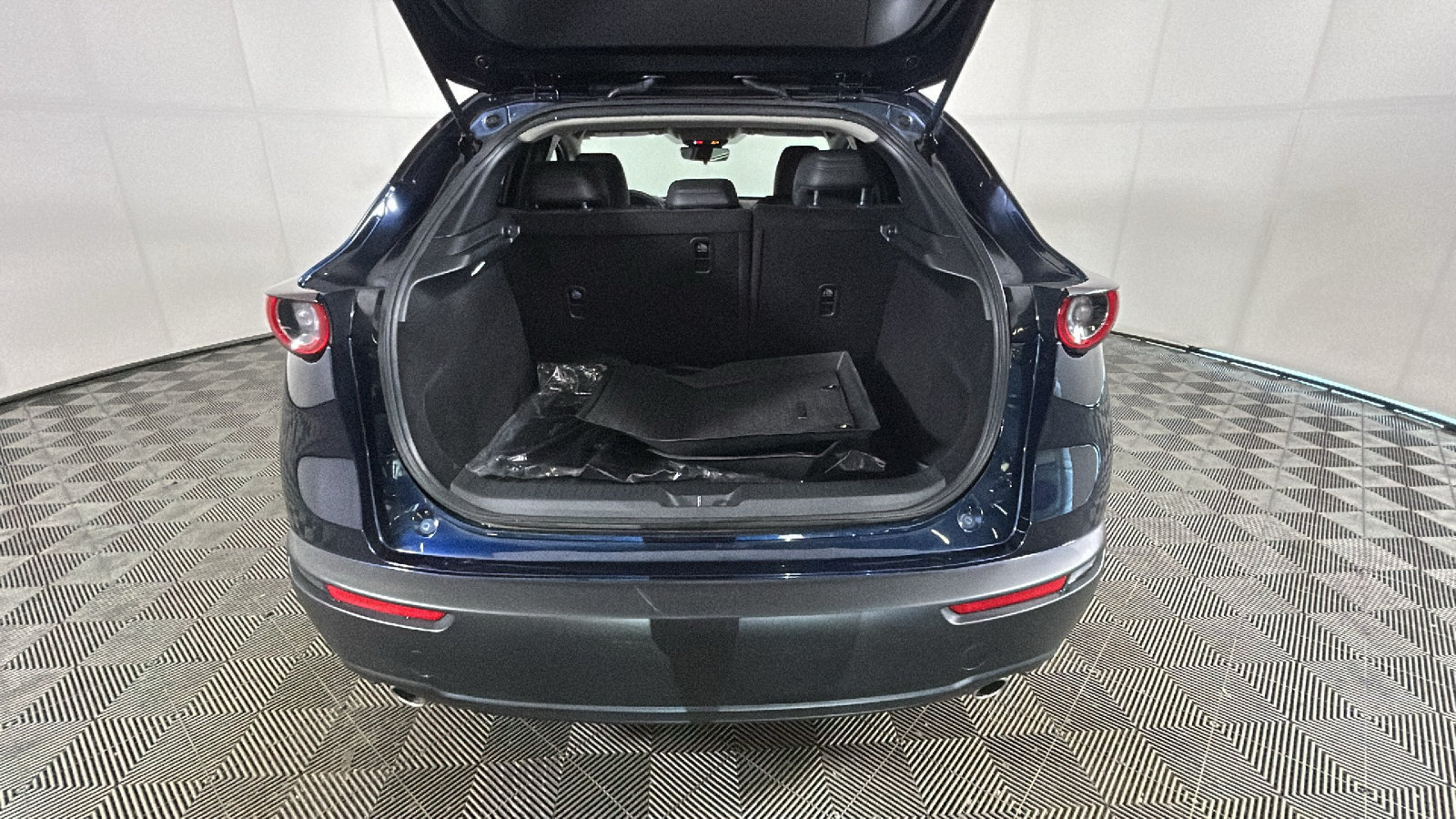 Used 2025 MAZDA CX-30 AWD 2.5 S w/ Preferred Package image 32