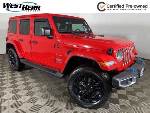 Used 2022 Jeep Wrangler Unlimited Sahara w/ Cold Weather Group AWD/4WD image 1