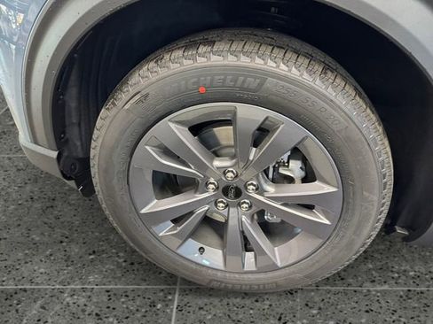 Used 2026 Ford Explorer Active w/ Active Comfort Package image 23