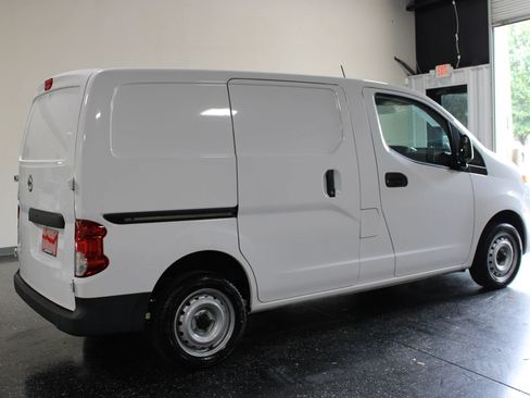 Used 2020 Nissan NV200 S FWD image 3