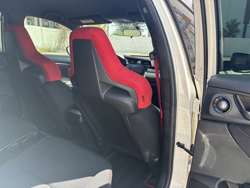 Used 2019 Honda Civic Type R image 41