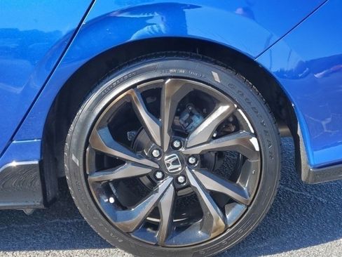 Used 2018 Honda Civic Sport image 25
