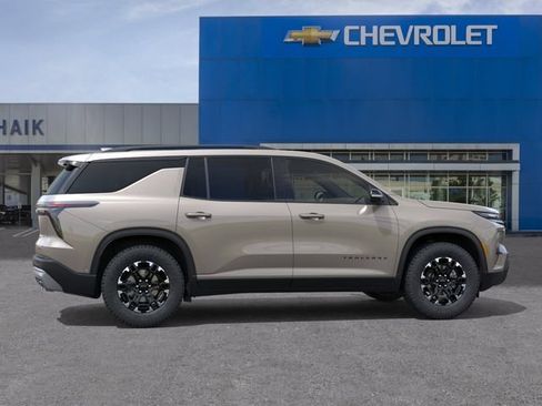New 2027 Chevrolet Traverse Z71 w/ Driver Confidence Package AWD/4WD image 5