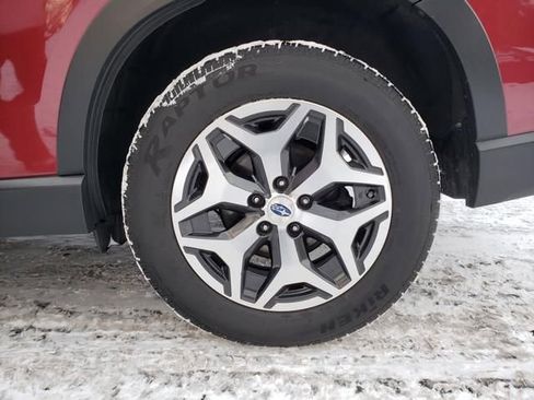 Used 2021 Subaru Forester Premium image 20