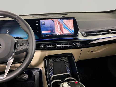 Used 2025 BMW X1 xDrive28i w/ Convenience Package AWD/4WD image 11