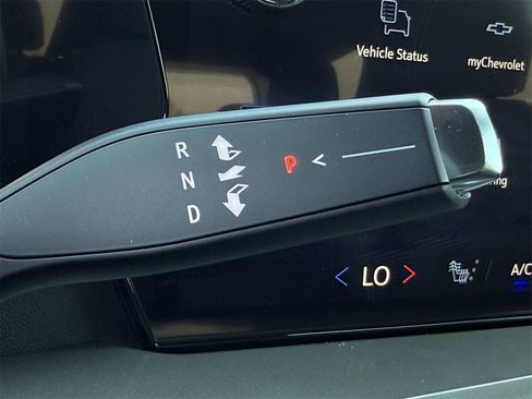 New 2026 Chevrolet Traverse LT image 19