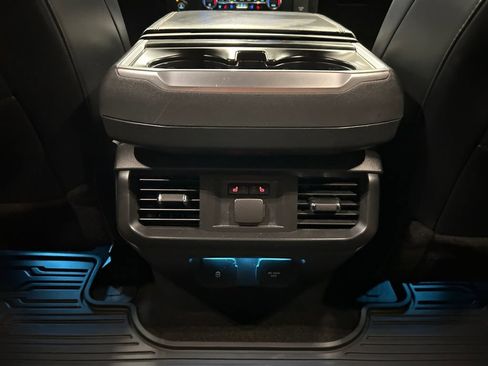 Used 2021 Ford F150 Raptor w/ Equipment Group 801A High AWD/4WD image 26