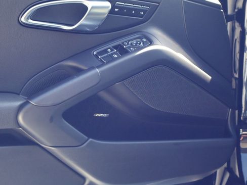 Certified 2024 Porsche 718 Boxster RWD image 14