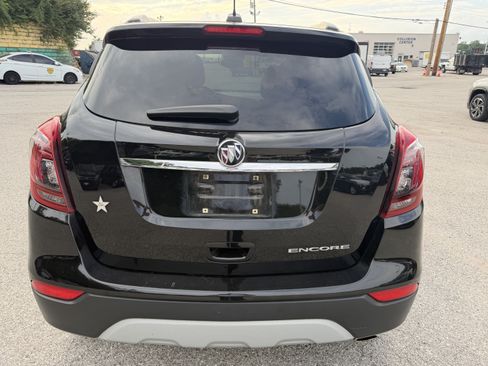 Used 2021 Buick Encore Preferred FWD image 6