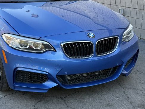 Used 2016 BMW M235i Convertible image 21