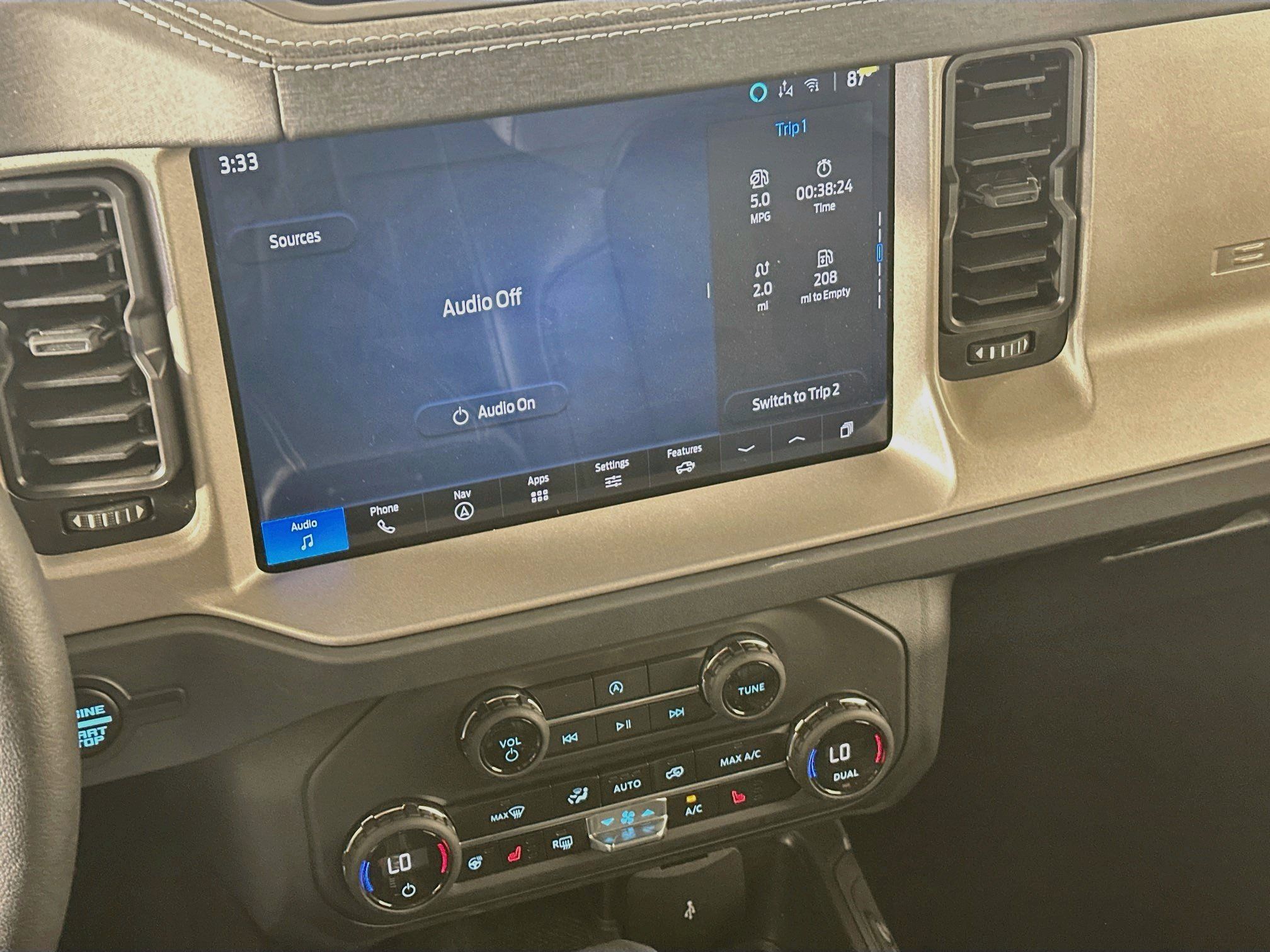Used 2025 Ford Bronco Outer Banks AWD/4WD image 24
