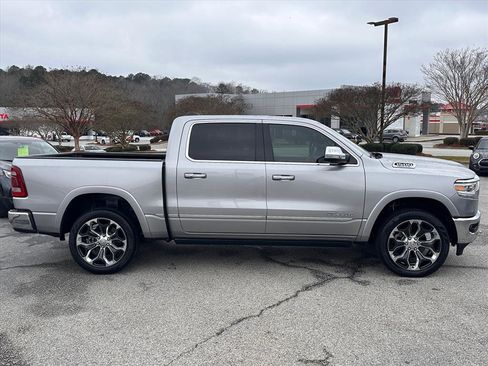 Used 2022 RAM 1500 Limited image 2