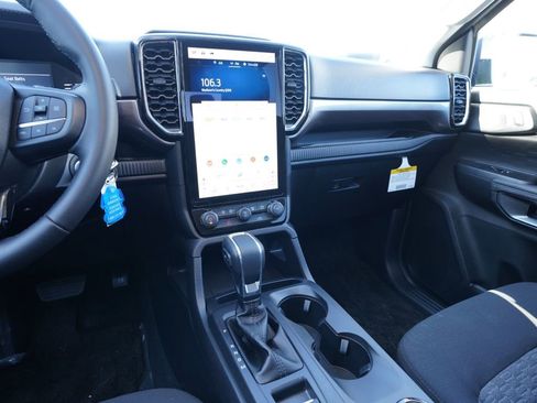 New 2025 Ford Ranger XLT w/ Equipment Group 301A High image 20