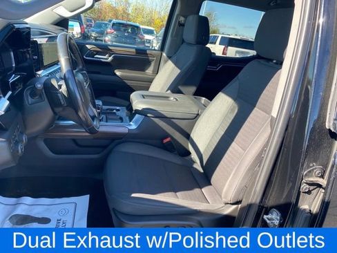 Used 2022 Chevrolet Silverado 1500 RST image 14