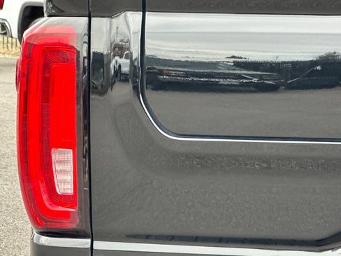 Used 2019 GMC Sierra 1500 Denali w/ Denali Ultimate Package AWD/4WD image 49