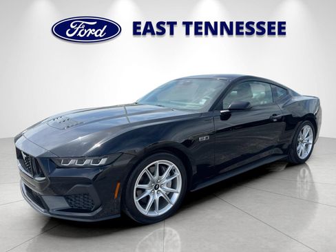 Used 2025 Ford Mustang GT Premium RWD image 7