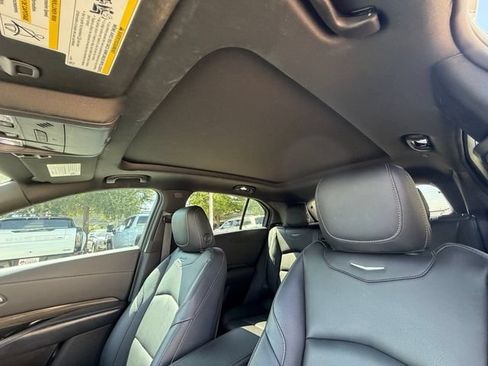 Used 2023 Cadillac XT4 Sport w/ Cold Weather Package FWD image 8