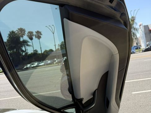 Used 2016 BMW i8 image 34