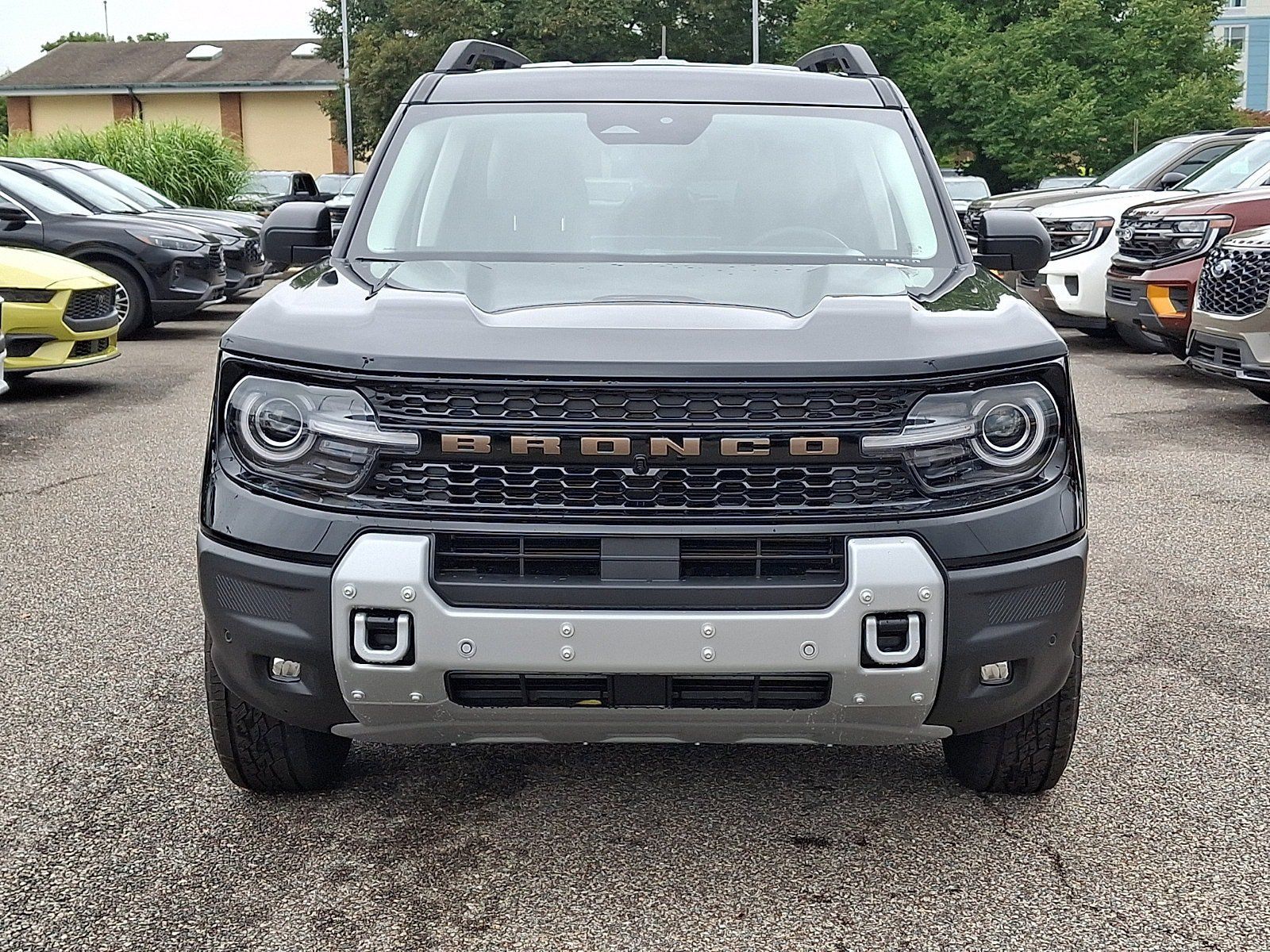 New 2026 Ford Bronco Sport Badlands w/ Bronze Package AWD/4WD image 2