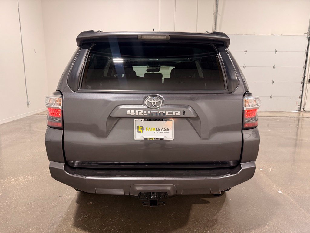 Used 2022 Toyota 4Runner SR5 Premium w/ Moonroof Package RWD image 6