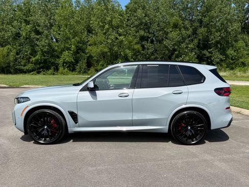 Used 2024 BMW X5 sDrive40i w/ M Sport Package RWD image 7