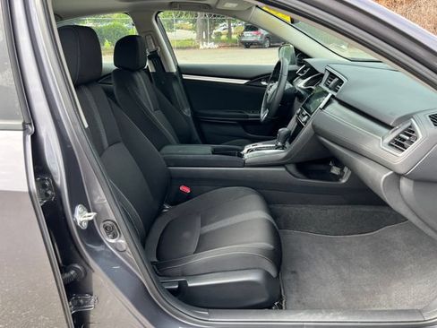 Used 2018 Honda Civic EX image 9