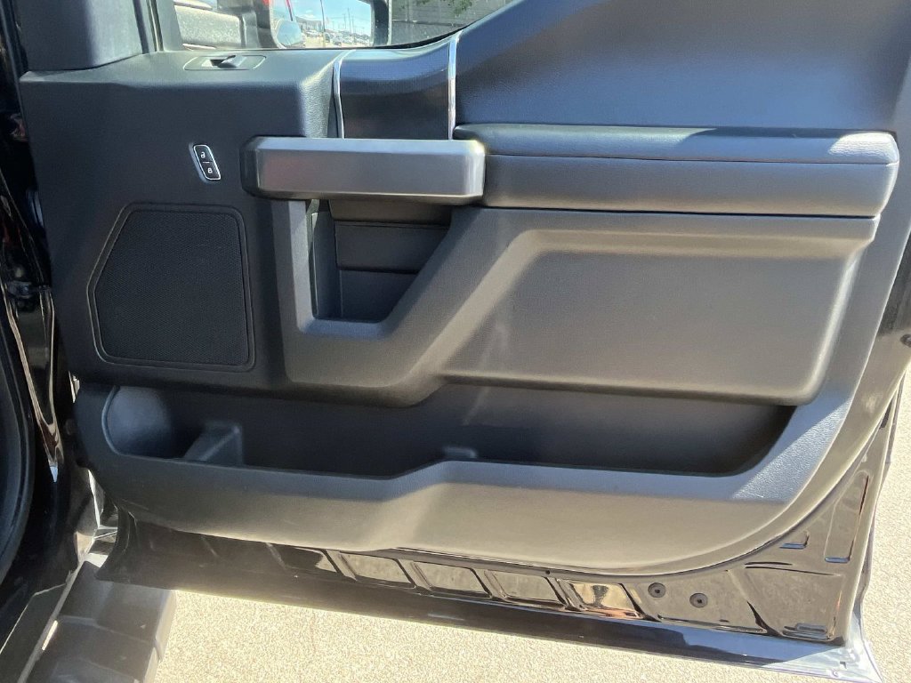 Used 2017 Ford F150 XLT w/ Equipment Group 302A Luxury AWD/4WD image 25