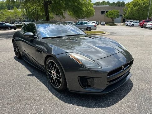Used 2020 Jaguar F-TYPE Coupe RWD image 3