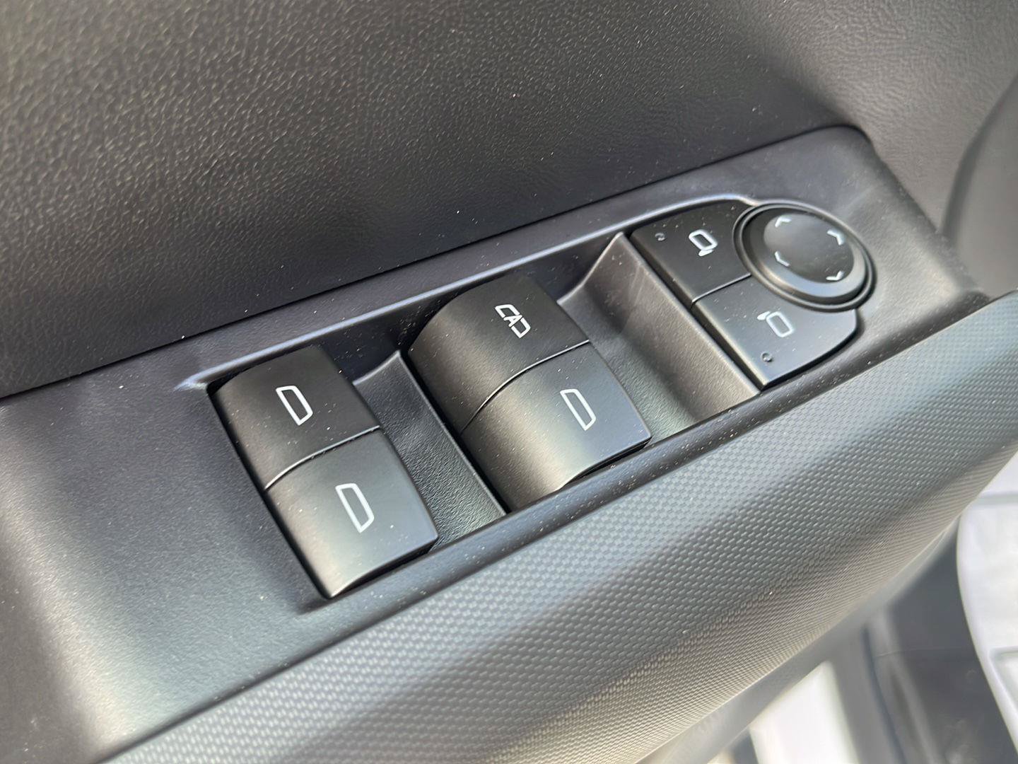 New 2026 GMC Canyon Elevation AWD/4WD image 14