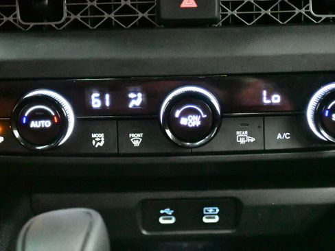 Used 2025 Honda Accord SE image 27