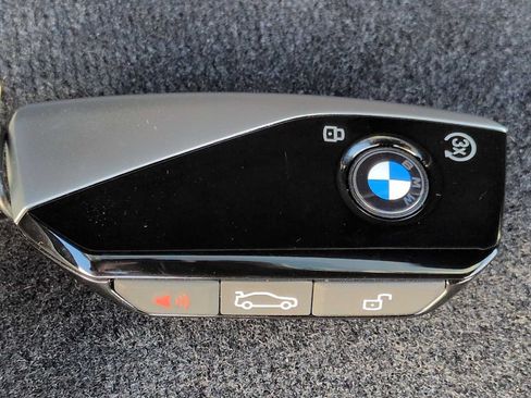 Used 2026 BMW X7 xDrive40i AWD/4WD image 38