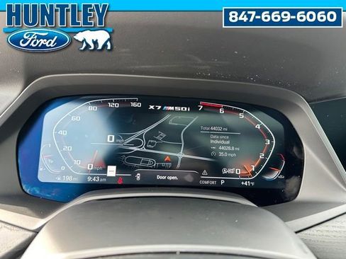 Used 2022 BMW X7 M50i w/ Executive Package image 33