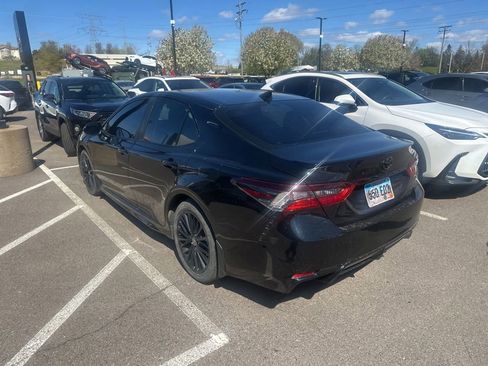 Used 2021 Toyota Camry SE AWD/4WD image 10