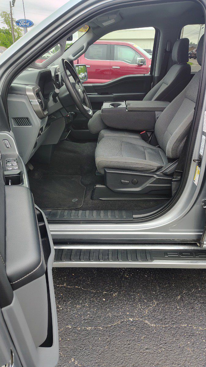 Used 2024 Ford F150 XLT w/ Tow/Haul Package AWD/4WD image 15