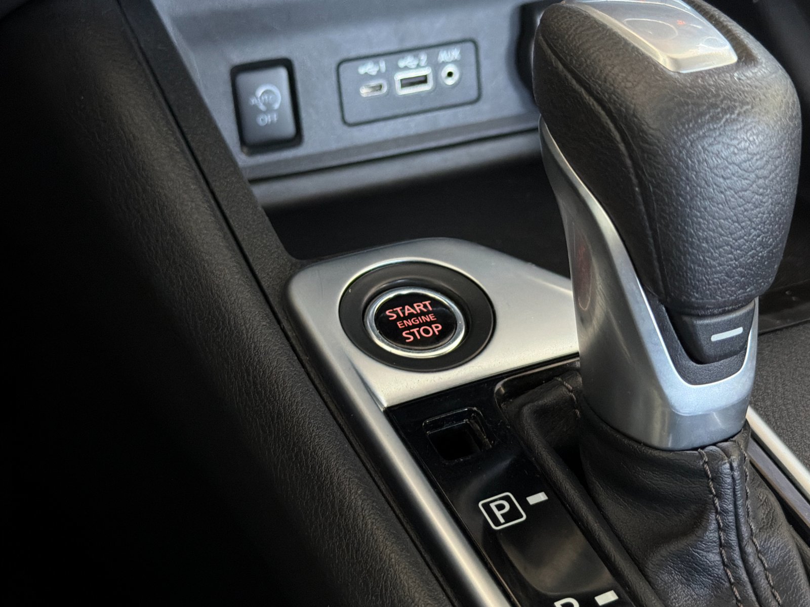 Used 2024 Nissan Sentra SV FWD image 19