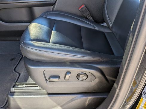 Used 2024 Chevrolet Tahoe LT image 18